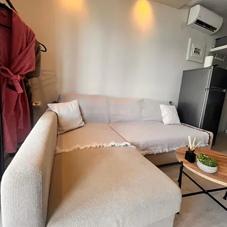 Sea U Apartment *